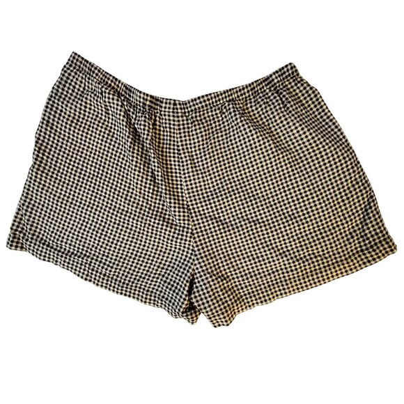 A New Day Womens Gingham Checkered Shorts Size L Black & White Casual - Picture 2 of 7